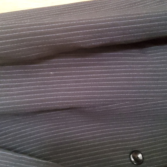🔥Tahari Arthur S Levin Womens Suit Jacket Size 6 (Black w/stripes)🔥 - Picture 3 of 5